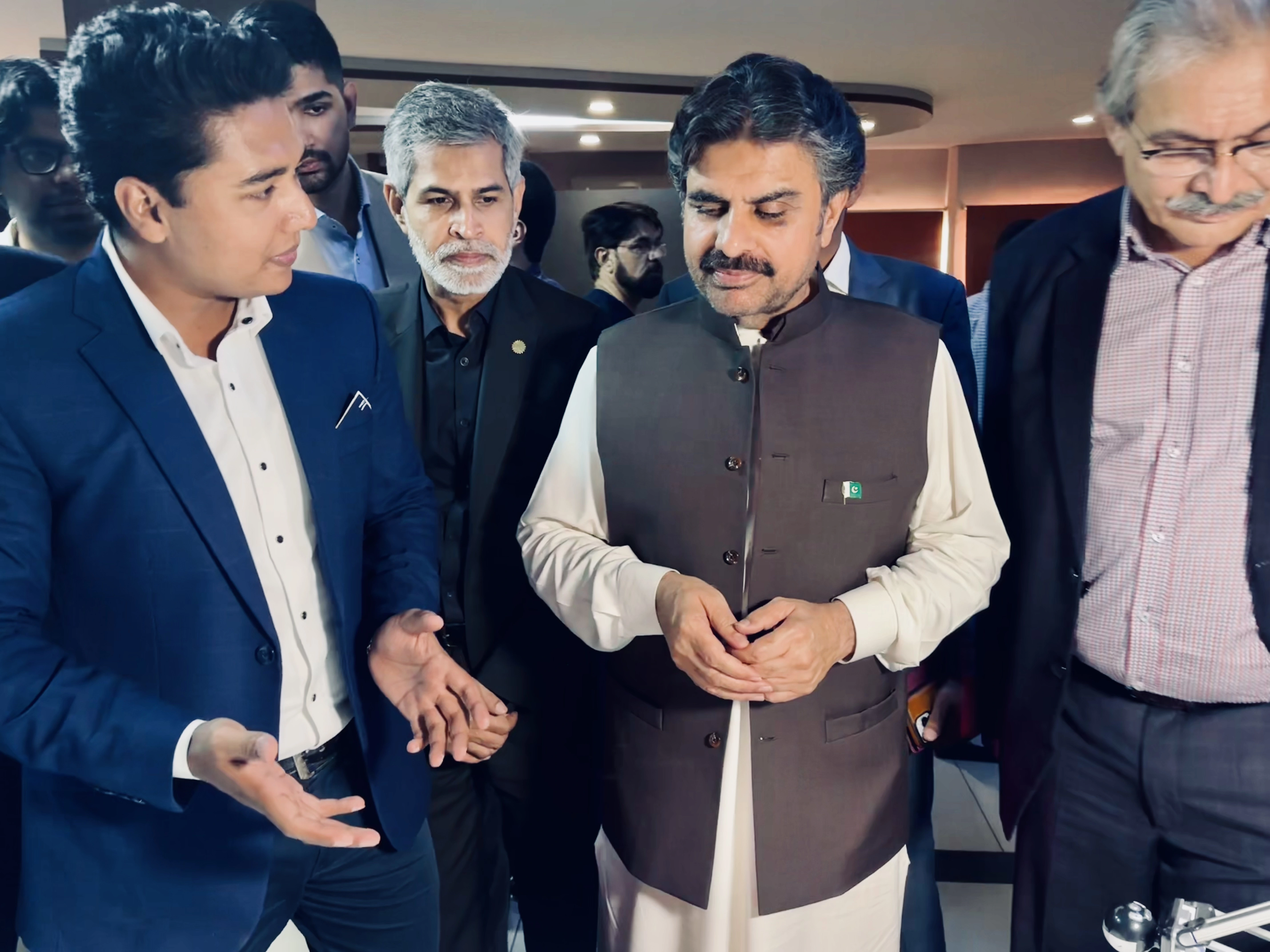 Minister Nasir Hussain Shah